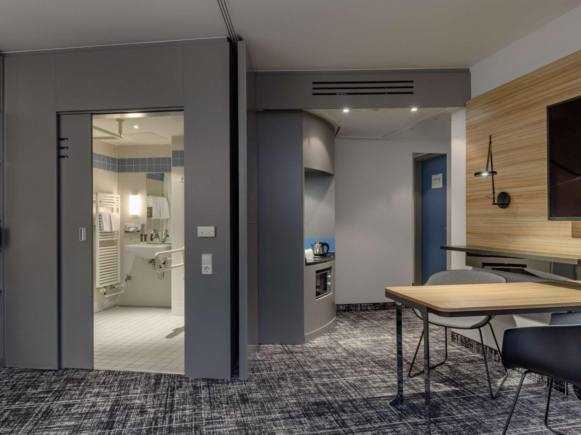 Novotel Potsdamer Platz 3*